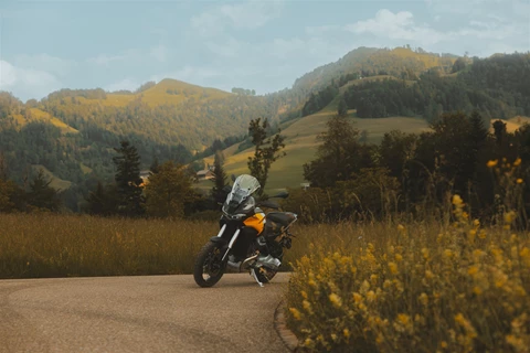 Moto Guzzi Stelvio - erster mehrtägiger Test in der Schweiz Moto Guzzi Stelvio - erster mehrtägiger Test in der Schweiz