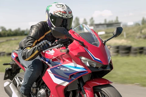 Honda CBR500R Test 2024: Der sportliche A2-Allrounder Honda CBR500R Test 2024: Der sportliche A2-Allrounder