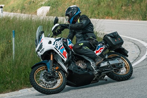 Motorradfahren lernen - wie bedient man ein Motorrad richtig?