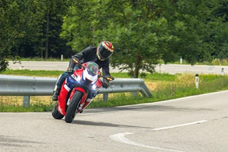 Honda Fireblade SP 2024 Test - zu viel Power für die Landstraße? Honda Fireblade SP 2024 Test - zu viel Power für die Landstraße?