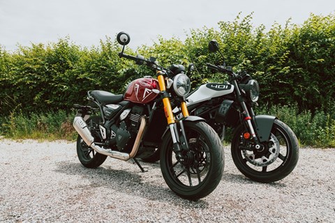 Husqvarna Vitpilen 401 vs. Triumph Speed 400