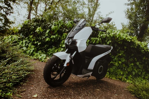 Silence S01 - Spanischer Elektroroller getestet im urbanen Zürich Silence S01 - Spanischer Elektroroller getestet im urbanen Zürich