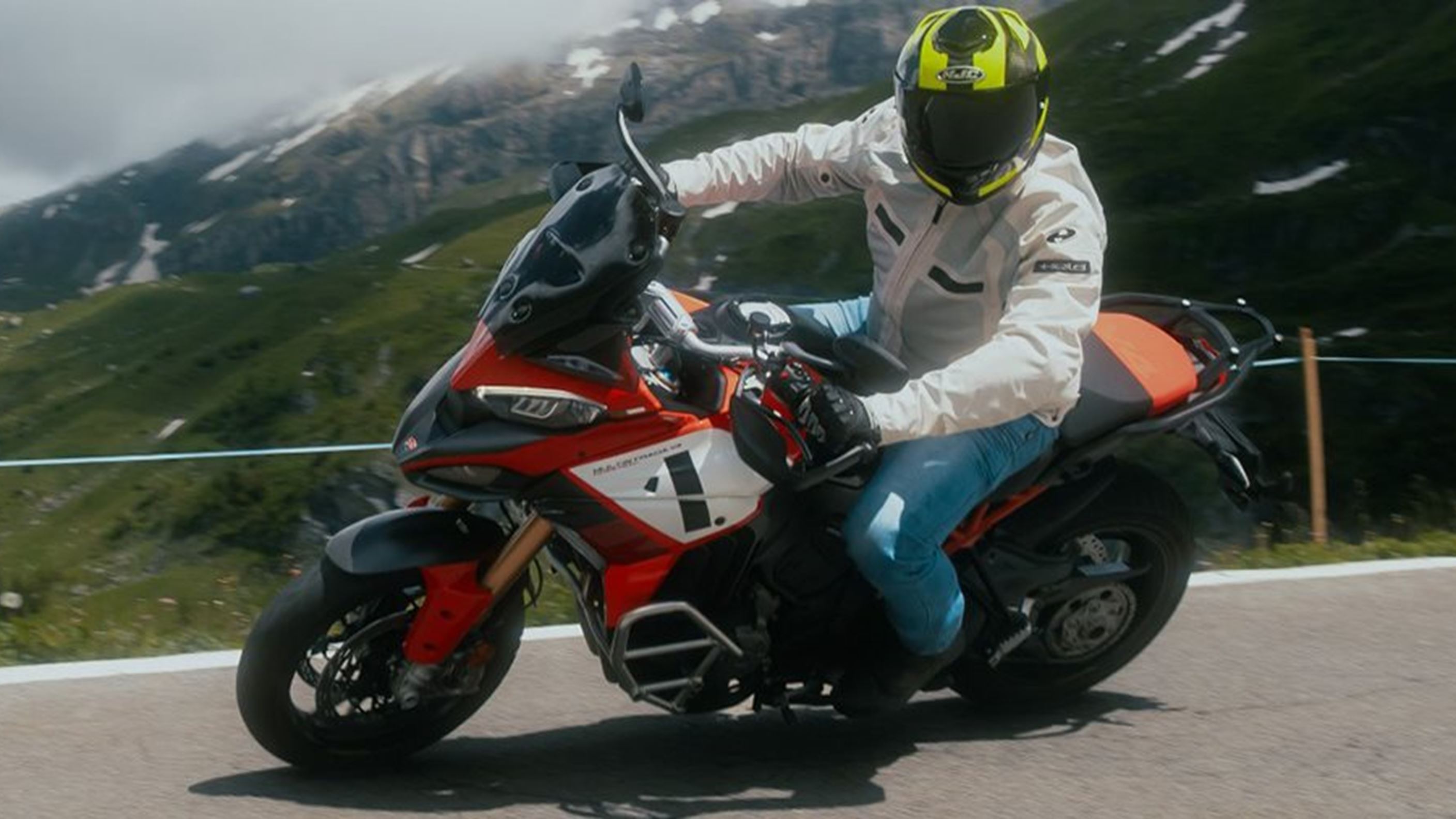 Teste da Ducati Multistrada V4 Pikes Peak na Suíça 2024 Teste da Ducati Multistrada V4 Pikes Peak na Suíça 2024