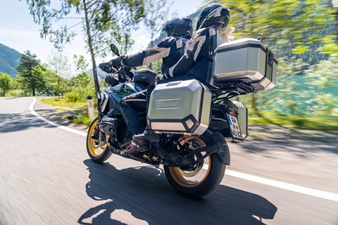 Wunderlich X-CASE: Zubehör Kofferlösung für die BMW R 1300 GS
