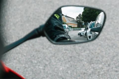 Blicktechnik am Motorrad und die Fehler der anderen