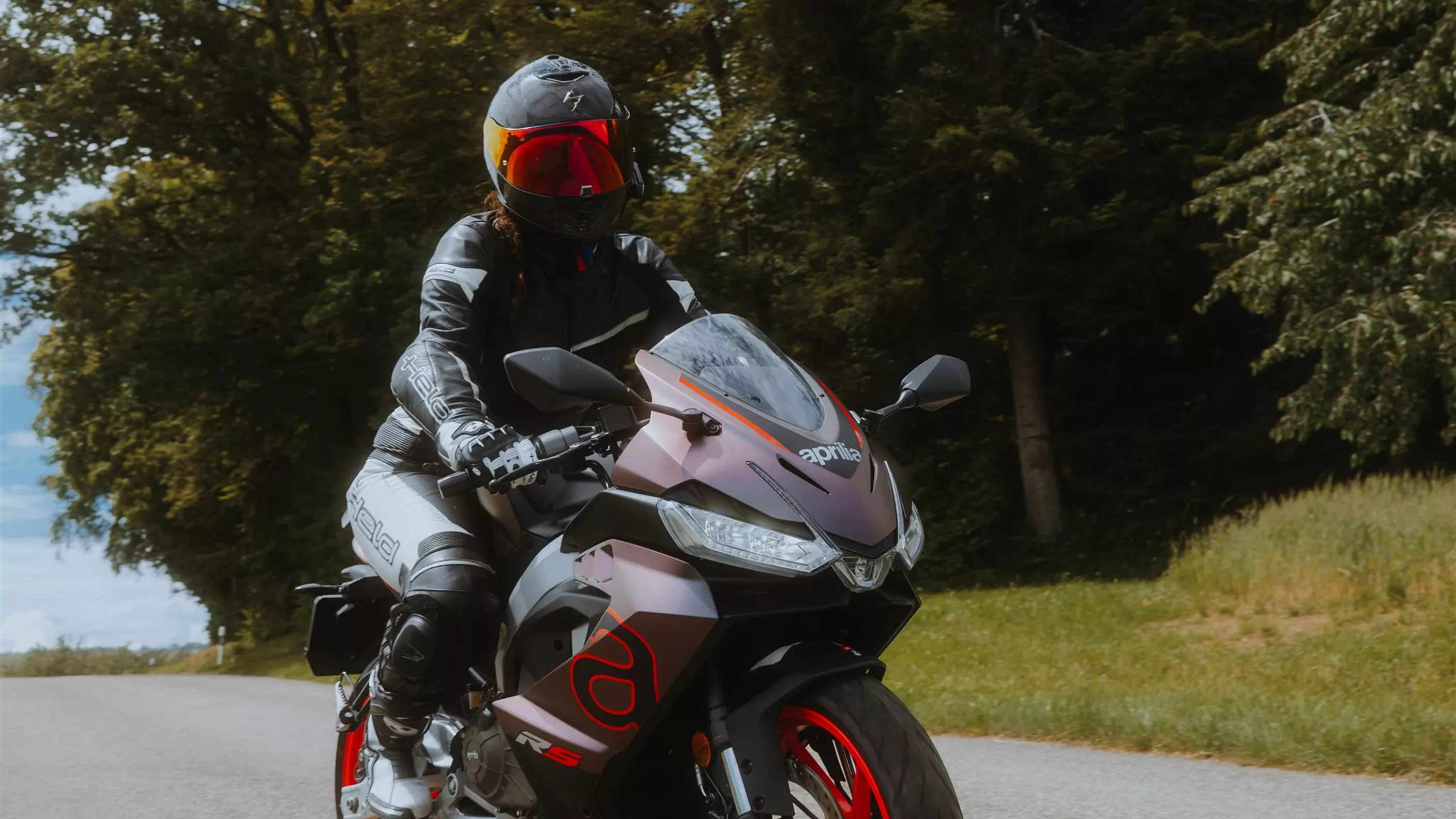 Aprilia RS 457 - Experience Report from the Female Riders' Camp Aprilia RS 457 - Experience Report from the Female Riders' Camp