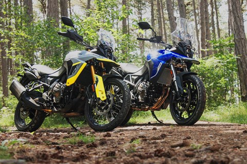 Bruderduell: Suzuki V-Strom 800 vs. V-Strom 800 DE