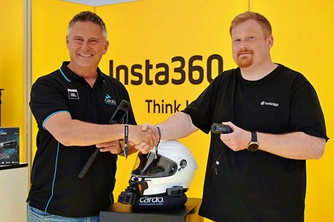 Neue Partnerschaft zwischen Cardo Systems und Insta360