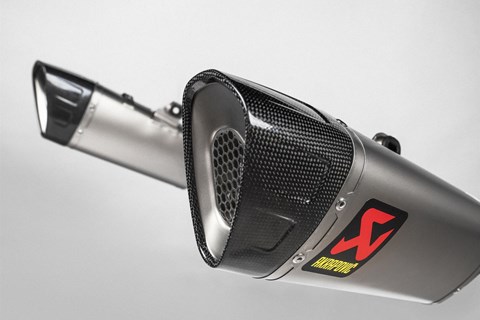 Neue Akrapovic Abgasanlage für die Ducati Hypermotard 698 Mono