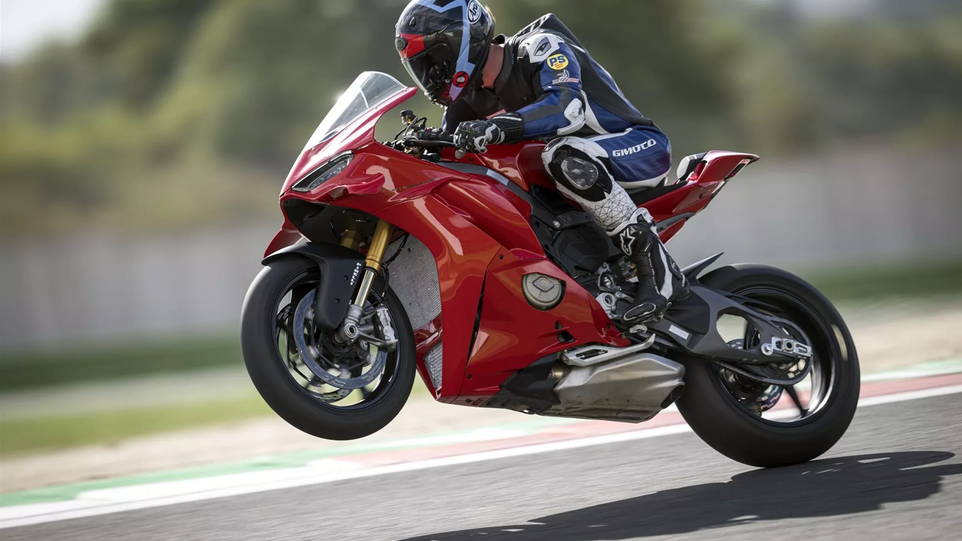 Ducati Panigale V4 S 2025 Test