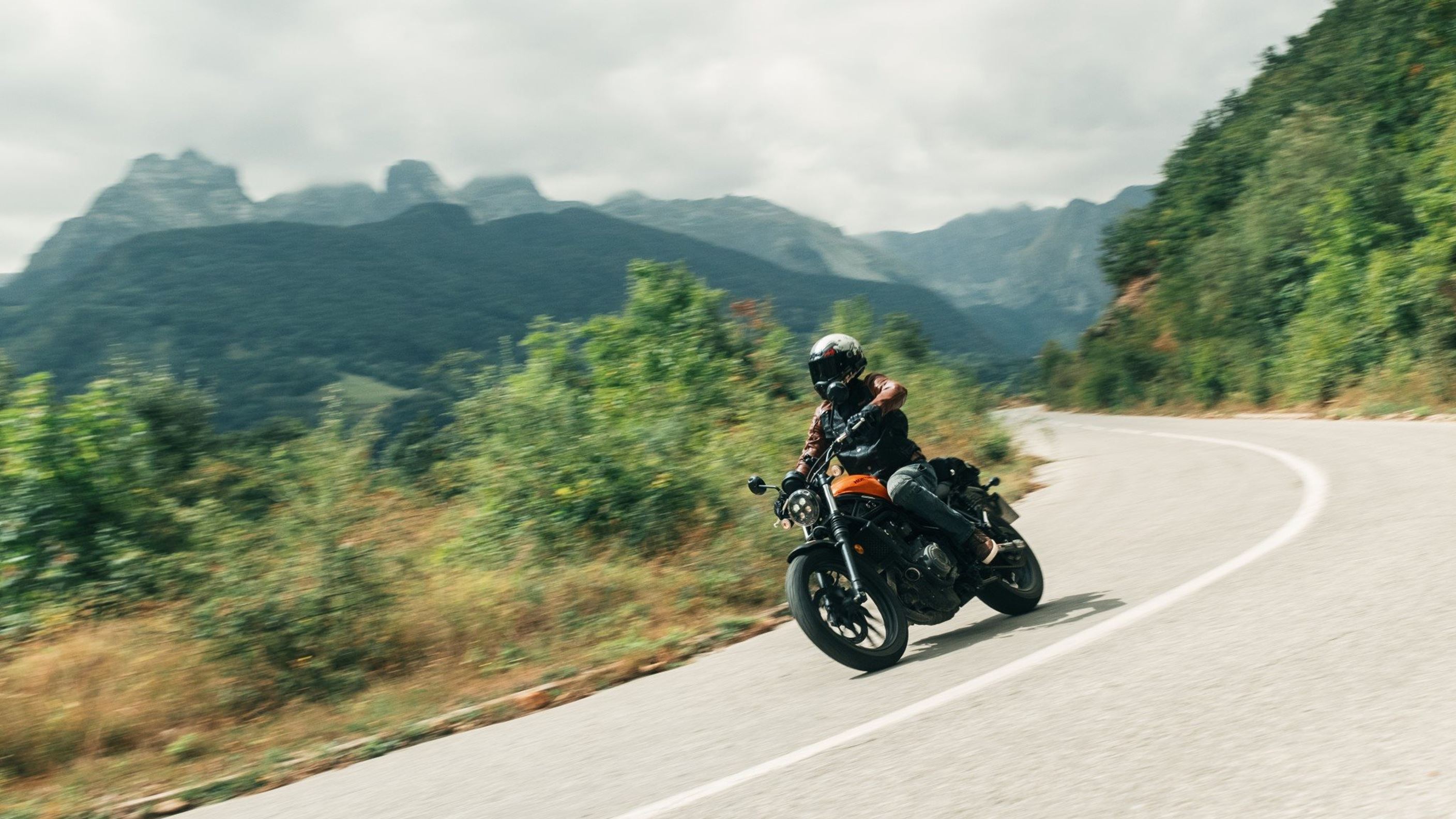 Test Honda CL500: Il piccolo scrambler nella grande avventura rallystica Test Honda CL500: Il piccolo scrambler nella grande avventura rallystica