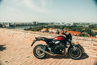Kawasaki Z900 RS im Test bei der Balkanrally Kawasaki Z900 RS im Test bei der Balkanrally