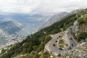 8 Retro-Bikes im Härtetest: Balkan Rally 2024 Vergleich 8 Retro-Bikes im Härtetest: Balkan Rally 2024 Vergleich