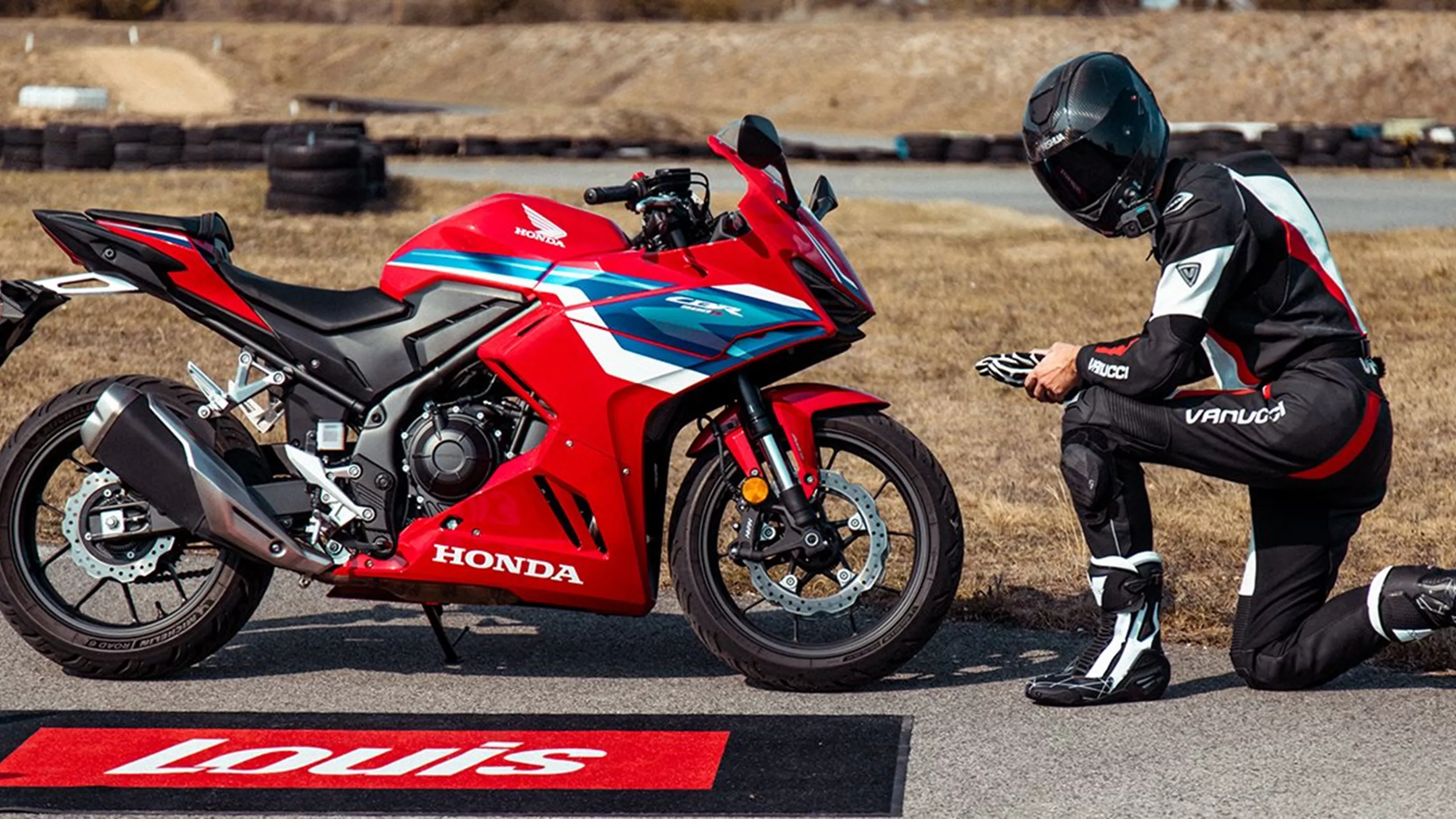 Honda CBR500R no teste de tempo por volta: Moto desportiva para iniciantes? Honda CBR500R no teste de tempo por volta: Moto desportiva para iniciantes?