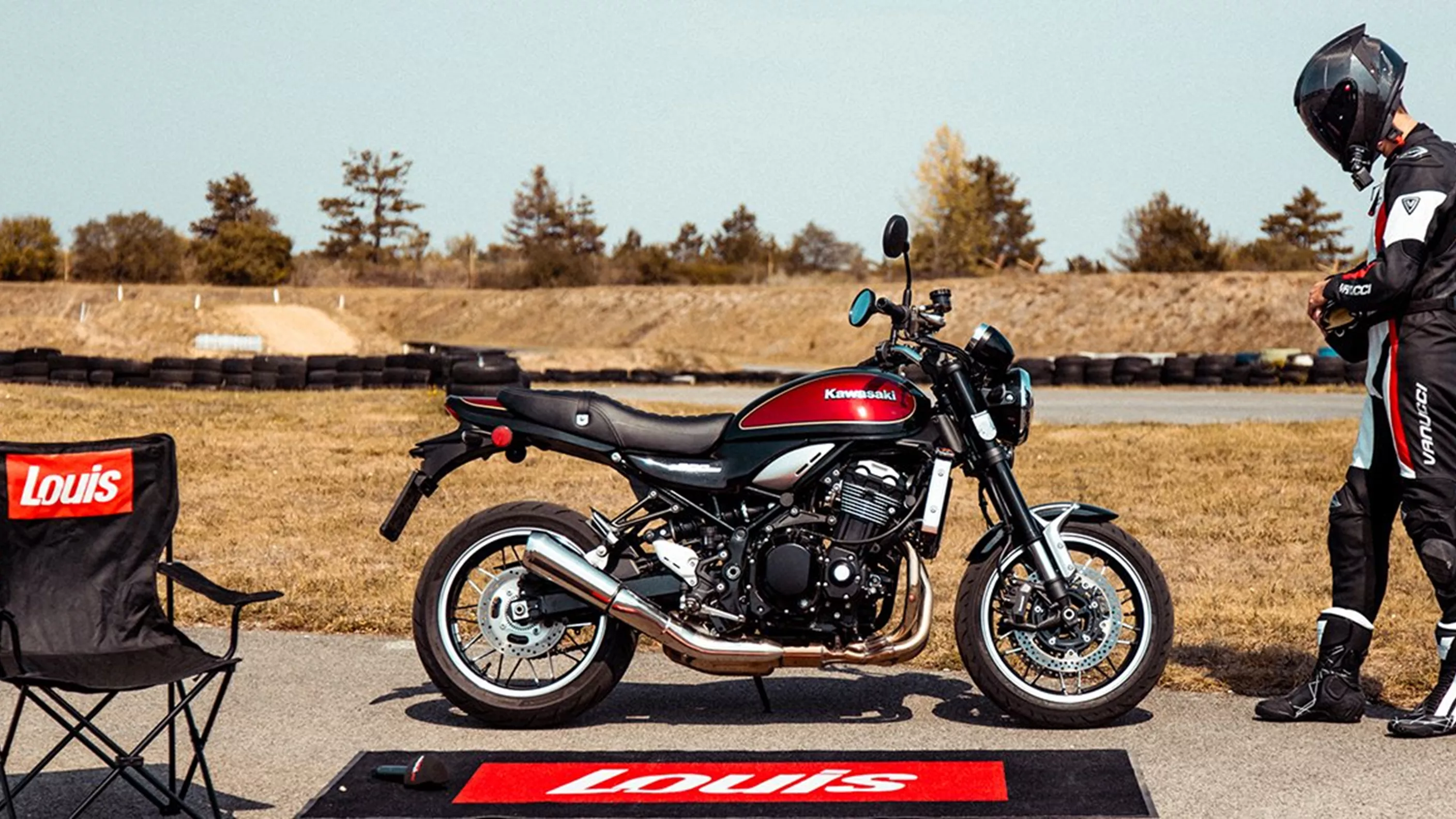 Kawasaki Z900RS nel test del tempo sul giro: Elegante retro-racer Kawasaki Z900RS nel test del tempo sul giro: Elegante retro-racer