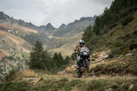 FOX Adventure Kombis: Motorrad Textilkombi Test FOX Adventure Kombis: Motorrad Textilkombi Test