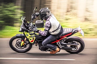 BMW F 900 GS 2024 Test: Auch auf der Landstraße gut? BMW F 900 GS 2024 Test: Auch auf der Landstraße gut?
