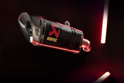 Akrapovic Slip-On Line für die CFMOTO 800NK