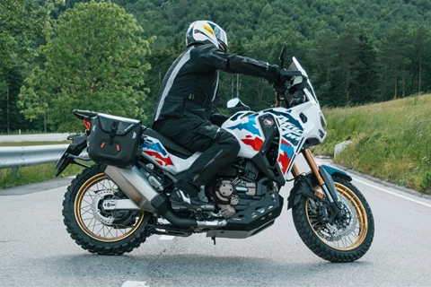 Motorrad richtig wenden in schwierigen Situationen Motorrad richtig wenden in schwierigen Situationen