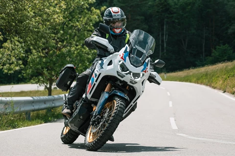 Motorradfahren lernen - die kontinuierliche Verbesserung Motorradfahren lernen - die kontinuierliche Verbesserung