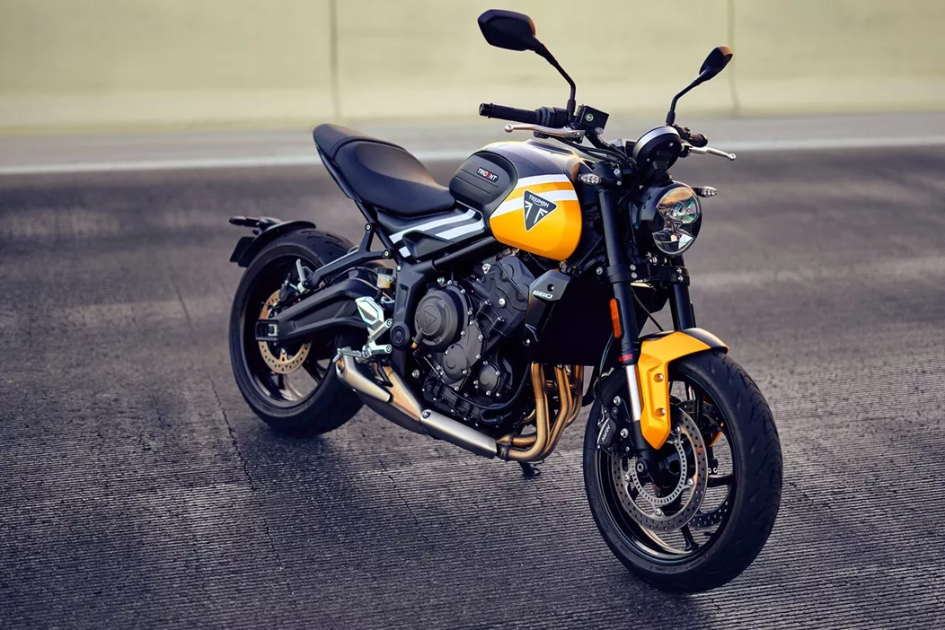 Triumph Motorcycles je za leto 2025 posodobil model Trident 660 in ponuja več tehnologij, usmerjenih na voznika, ter izboljšane vozne zmogljivosti. Med nove serijske funkcije spadajo optimiziran zavojni ABS, Triumph Shift Assist in tempomat.