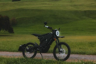 NIU XQi3 im Test -Vielseitiges Fun-Bike für Strasse und Gelände NIU XQi3 im Test -Vielseitiges Fun-Bike für Strasse und Gelände