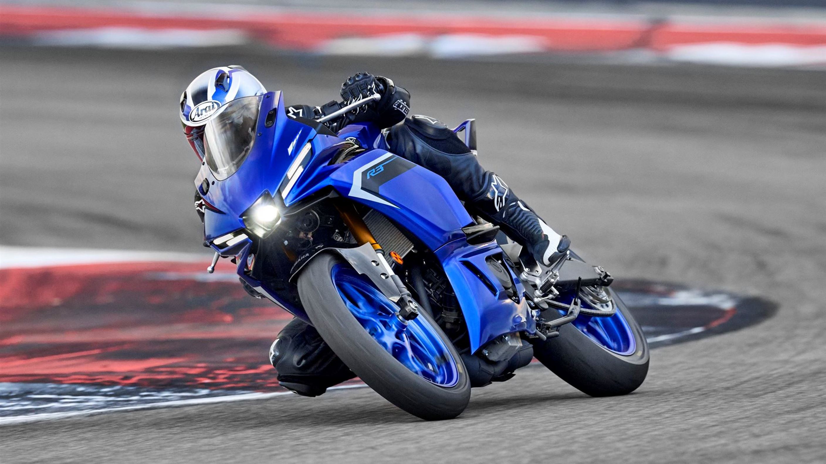 Nová Yamaha R3 2025 Nová Yamaha R3 2025