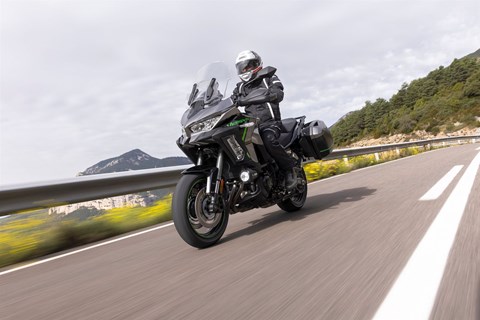 Kawasaki Versys 1100 SE Test 2025