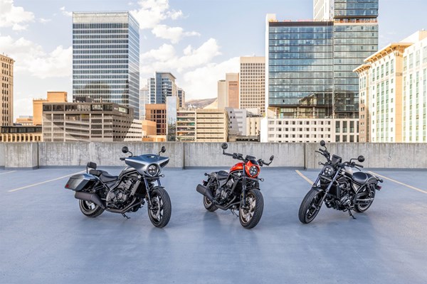 Vom Duo zum Trio: Die Honda CMX1100 Rebel 2025