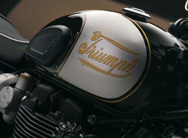 Mit Triumph Logo aus 1907: Modern Classic Icon Editions 2025