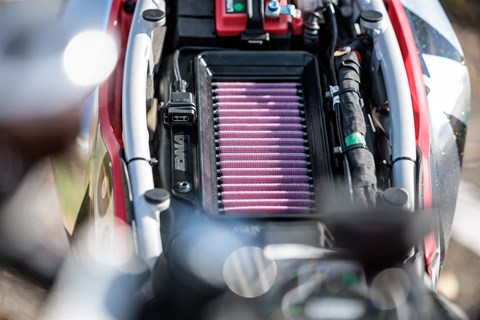 DNA Air Filter & Stage-2 Combo Kit für die Ducati Hyper 698 Mono