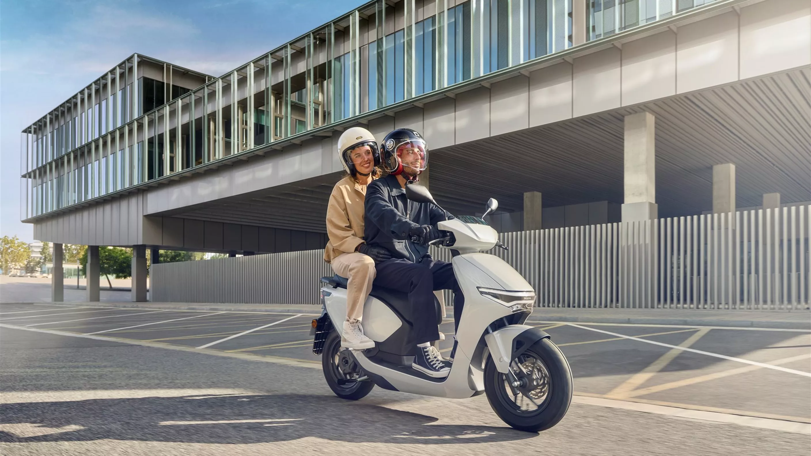 Ny 125cc elektrisk skoter: Honda CUV e: 2025 Ny 125cc elektrisk skoter: Honda CUV e: 2025