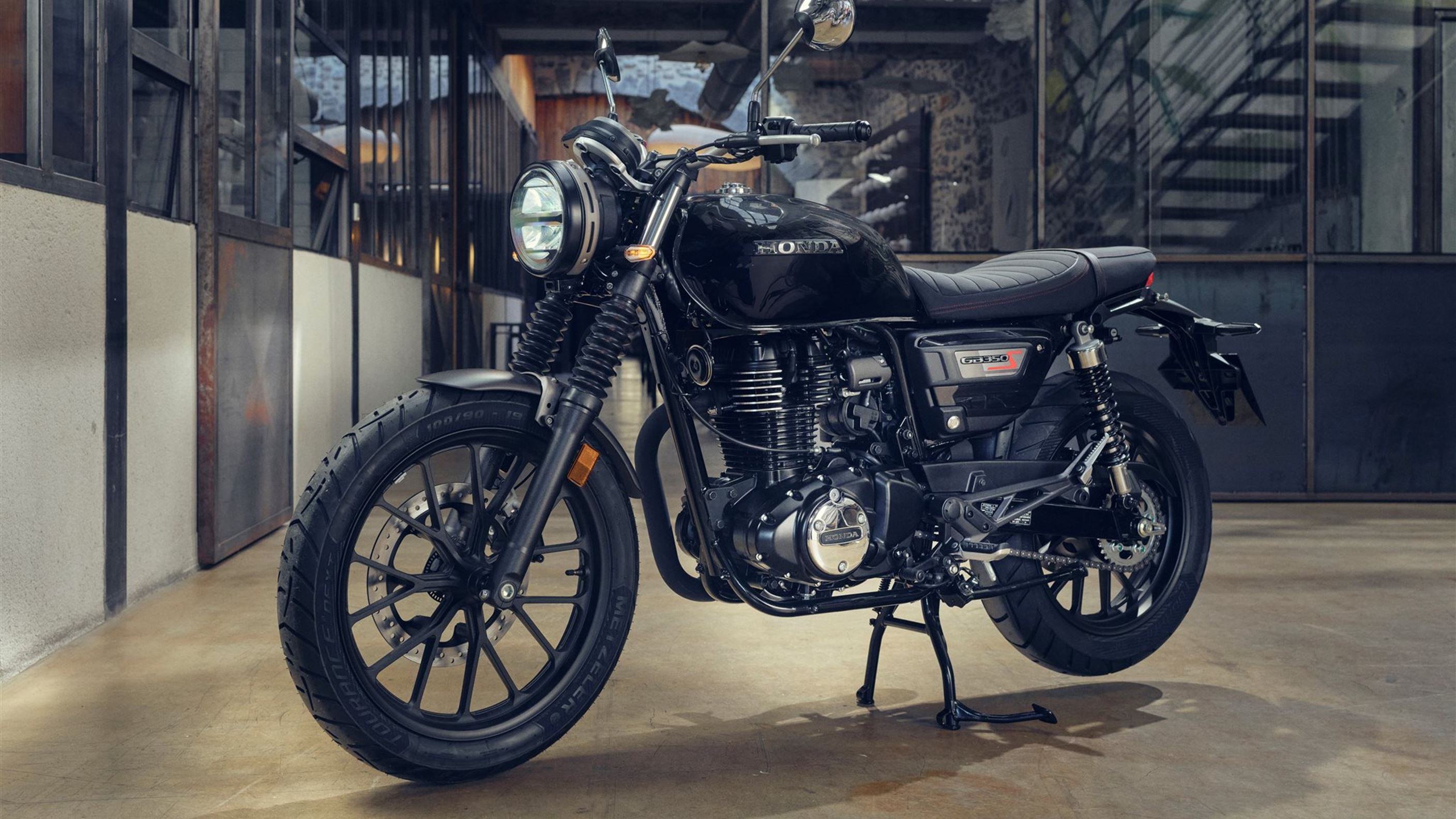 Honda GB350S 2025 - Retro-roadster met de charme van vroeger! Honda GB350S 2025 - Retro-roadster met de charme van vroeger!