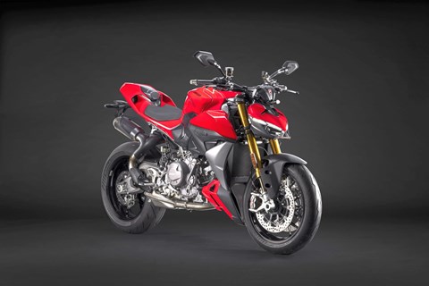 Ducati Streetfighter V2 2025 - Das Naked mit Kampfgeist