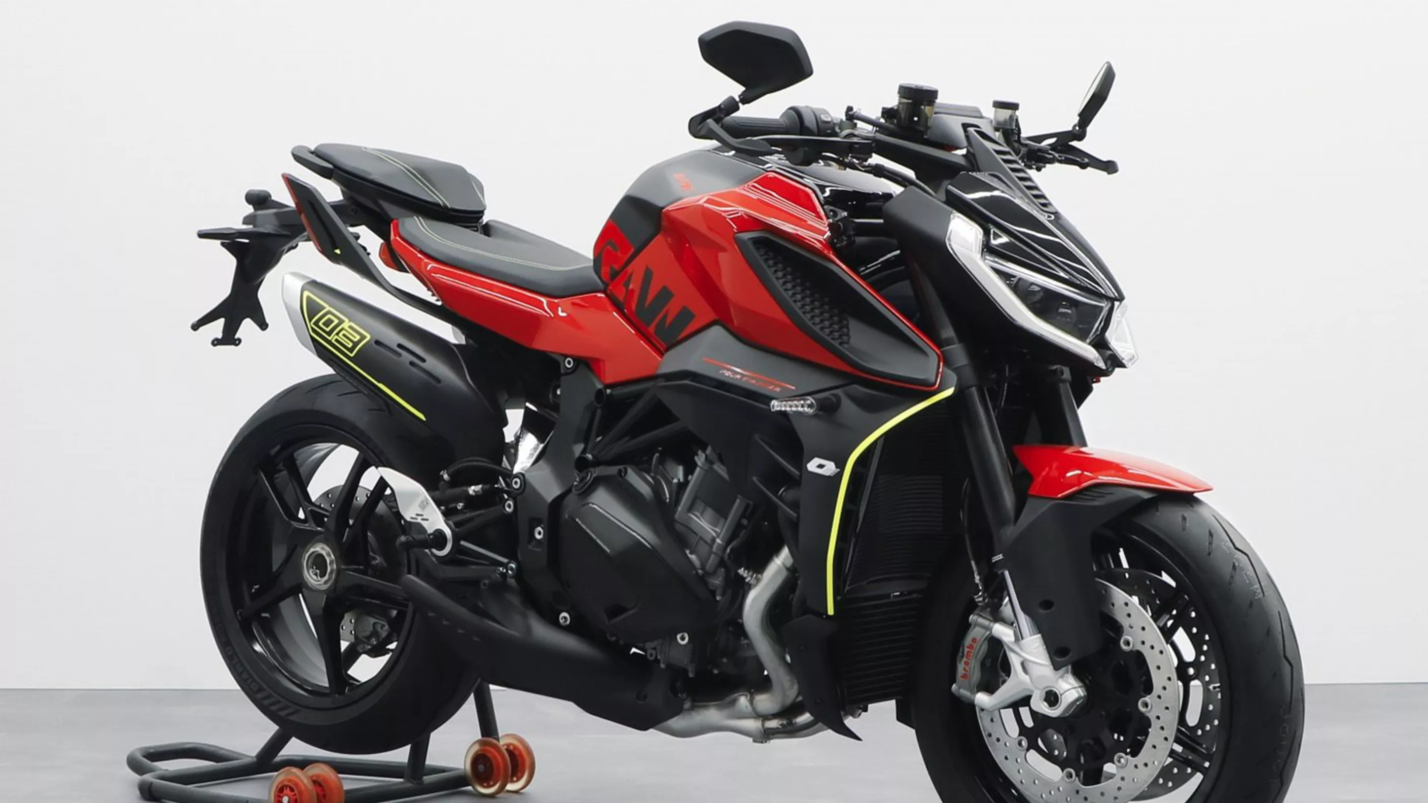 163 CV Naked Bike de China! QJMOTOR SRK1000 2025 163 CV Naked Bike de China! QJMOTOR SRK1000 2025