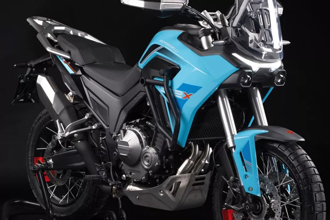 Na výstave EICMA 2024 bude predstavená nová značka motocyklov Morbidelli. Podznačka skupiny Keeway prináša aj vzrušujúcu adventure motorku: T502X.