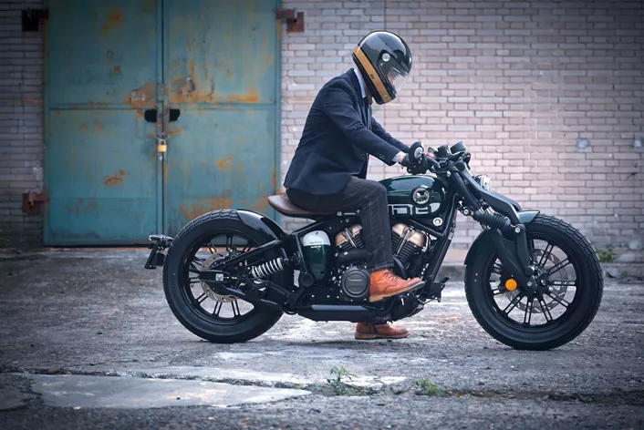 Benda predstavlja na EICMA 2024 u Milanu Napoleon Bob 250, koji će se tako pojaviti na tržištu. Model kombinuje klasični Bobber dizajn sa modernom tehnikom.