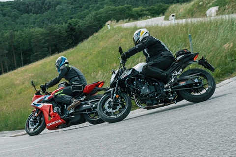 Die 10 Gebote der Motorradfahrtechnik  Die 10 Gebote der Motorradfahrtechnik