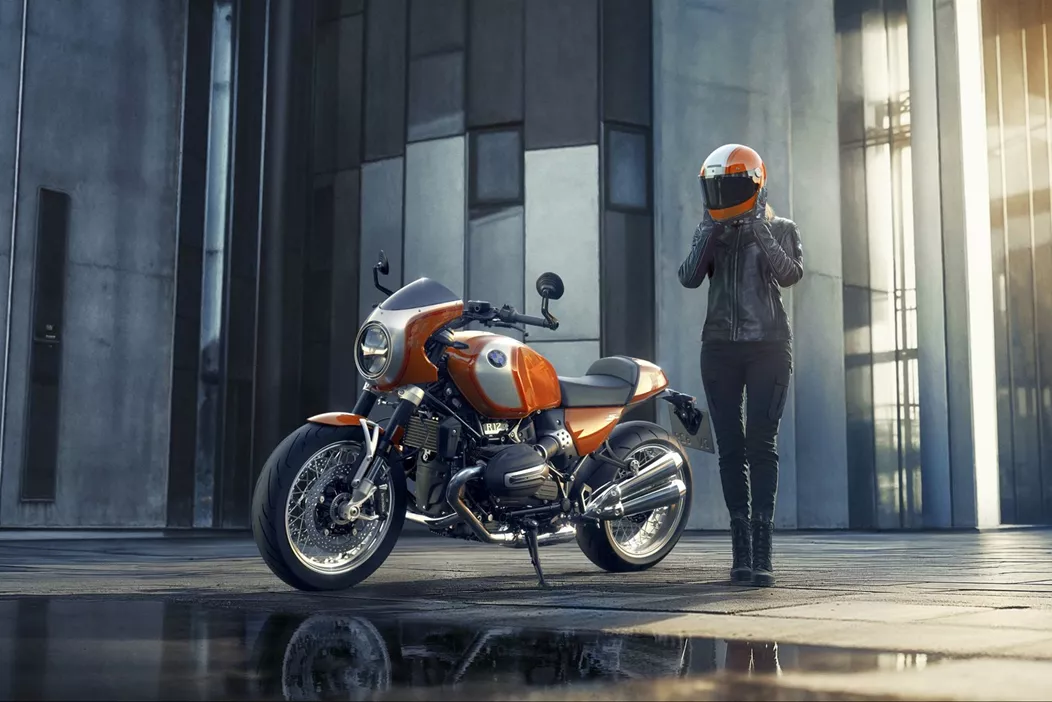 BMW Motorrad amplía su gama de modelos Heritage con la nueva BMW R 12 S, un homenaje moderno a la icónica R 90 S de 1973.