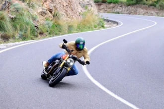 Triumph Speed Twin 1200 und 1200 RS im Test MY2025 Triumph Speed Twin 1200 und 1200 RS im Test MY2025