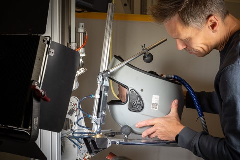 Mips - mehr Sicherheit für Motorradhelme durch Innovation 