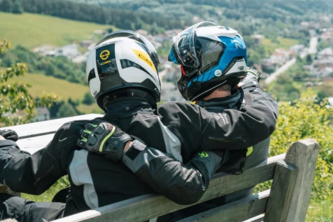 Motorradfahren lernen - deine persönliche Einstellung zählt! Motorradfahren lernen - deine persönliche Einstellung zählt!