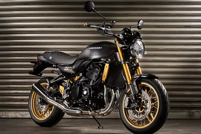 Z okazji 50-lecia Kawasaki Deutschland, producent prezentuje ściśle limitowaną edycję specjalną modelu Z900 RS SE.