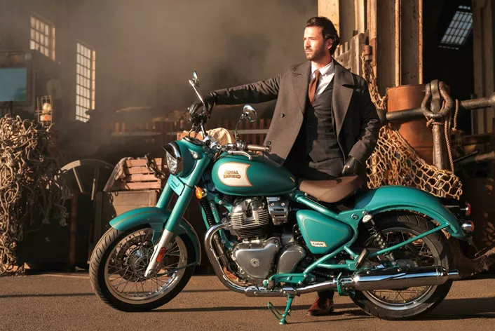 Royal Enfield entusiasma en 2025 con modelos llenos de carácter: la Classic 650, la Bear 650 y la marca eléctrica Flying Flea combinan encanto retro, tecnología moderna y movilidad sostenible.