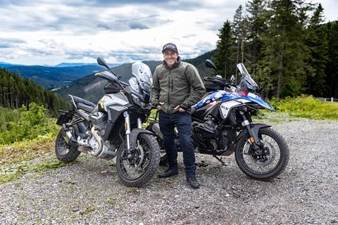 BMW R 1300 GS vs. Moto Guzzi Stelvio im Landstraßen Test BMW R 1300 GS vs. Moto Guzzi Stelvio im Landstraßen Test