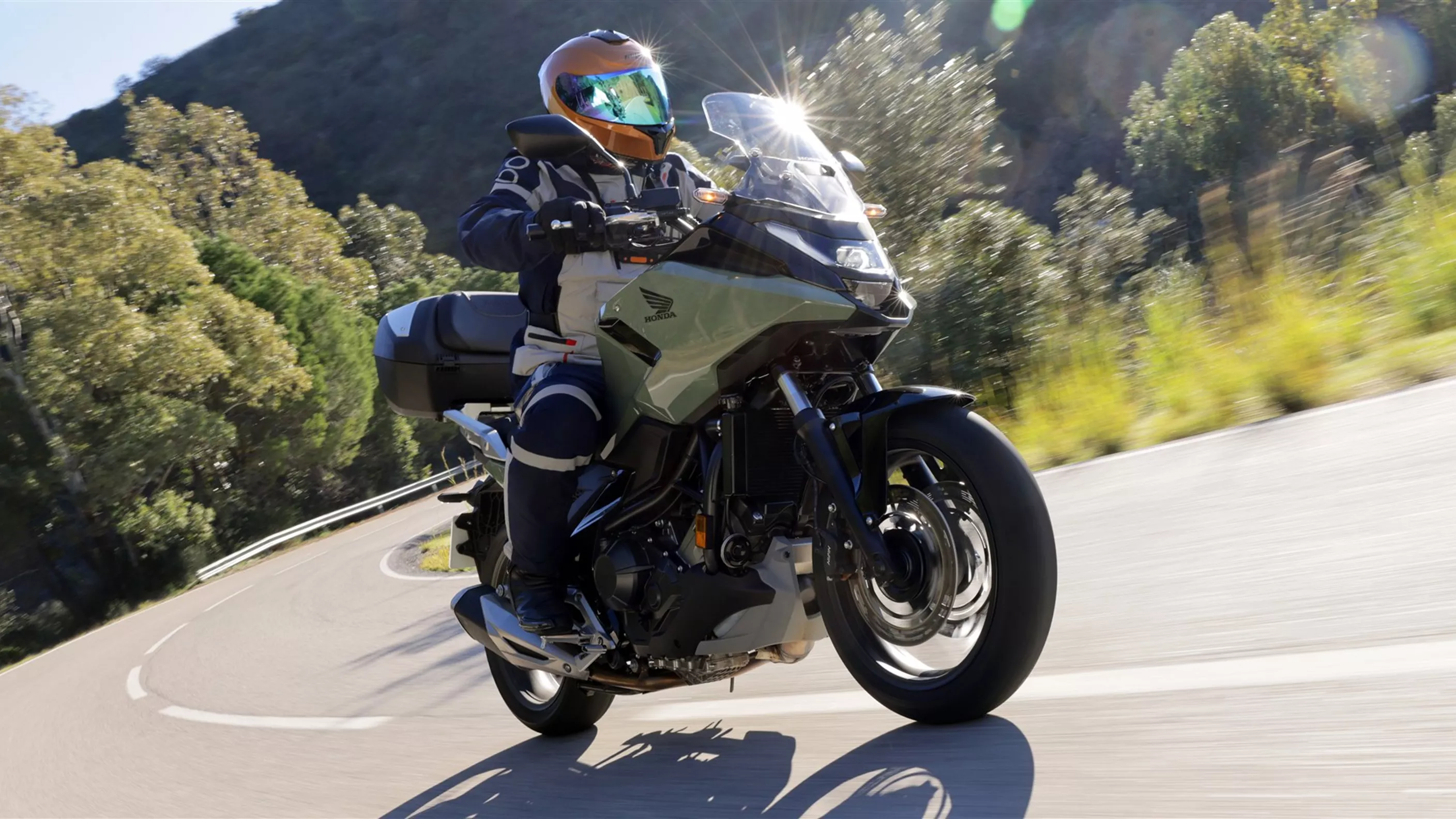 Prueba de la Honda NC750X 2025 - ¡más comodidad Y deporte! Prueba de la Honda NC750X 2025 - ¡más comodidad Y deporte!