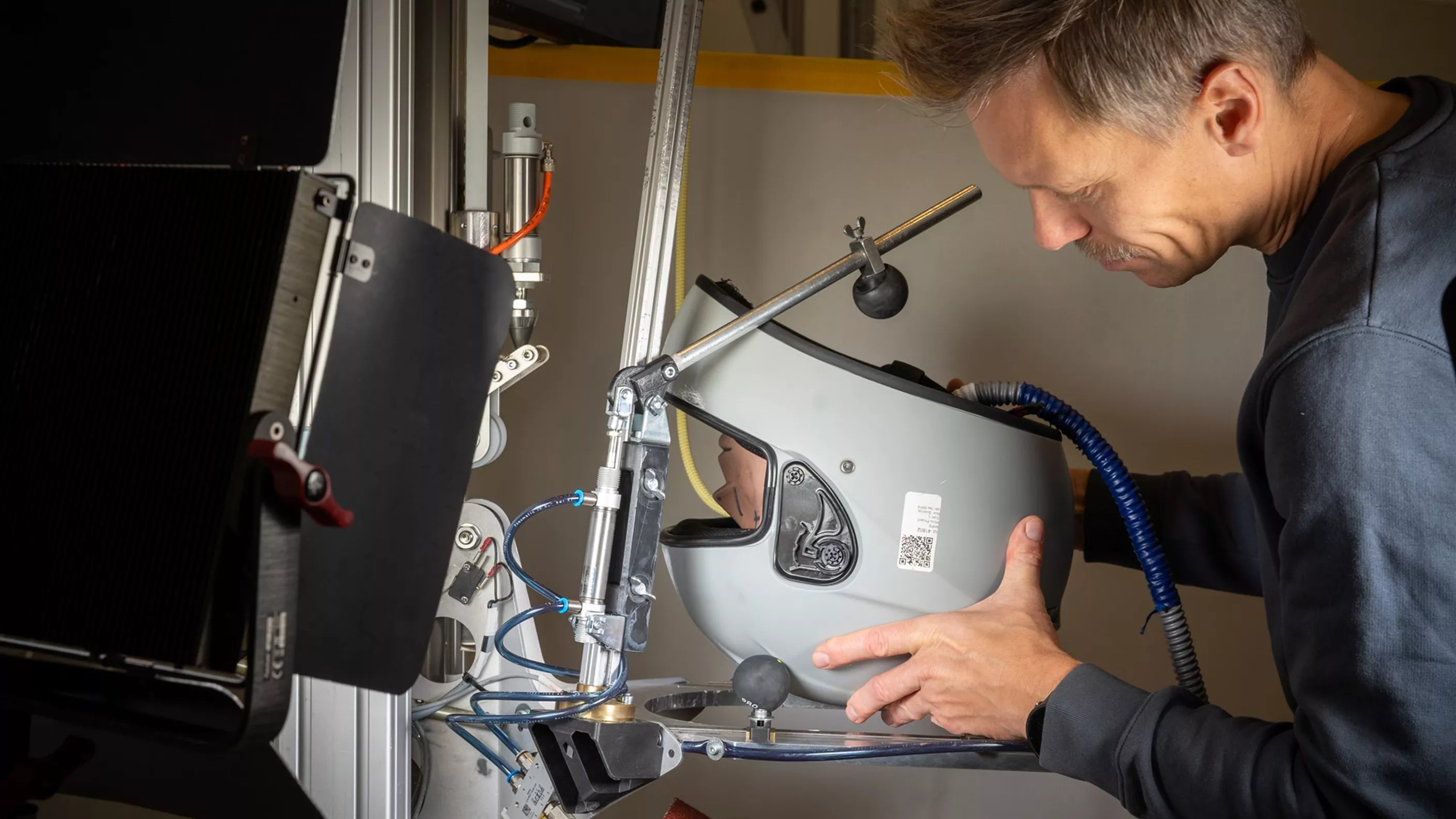 Mips – adding motorcycle helmet safety through innovation  Mips – adding motorcycle helmet safety through innovation