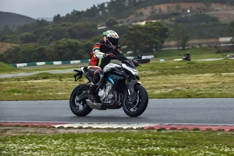 CFMOTO 675NK 2025: Erste Erfahrungen CFMOTO 675NK 2025: Erste Erfahrungen