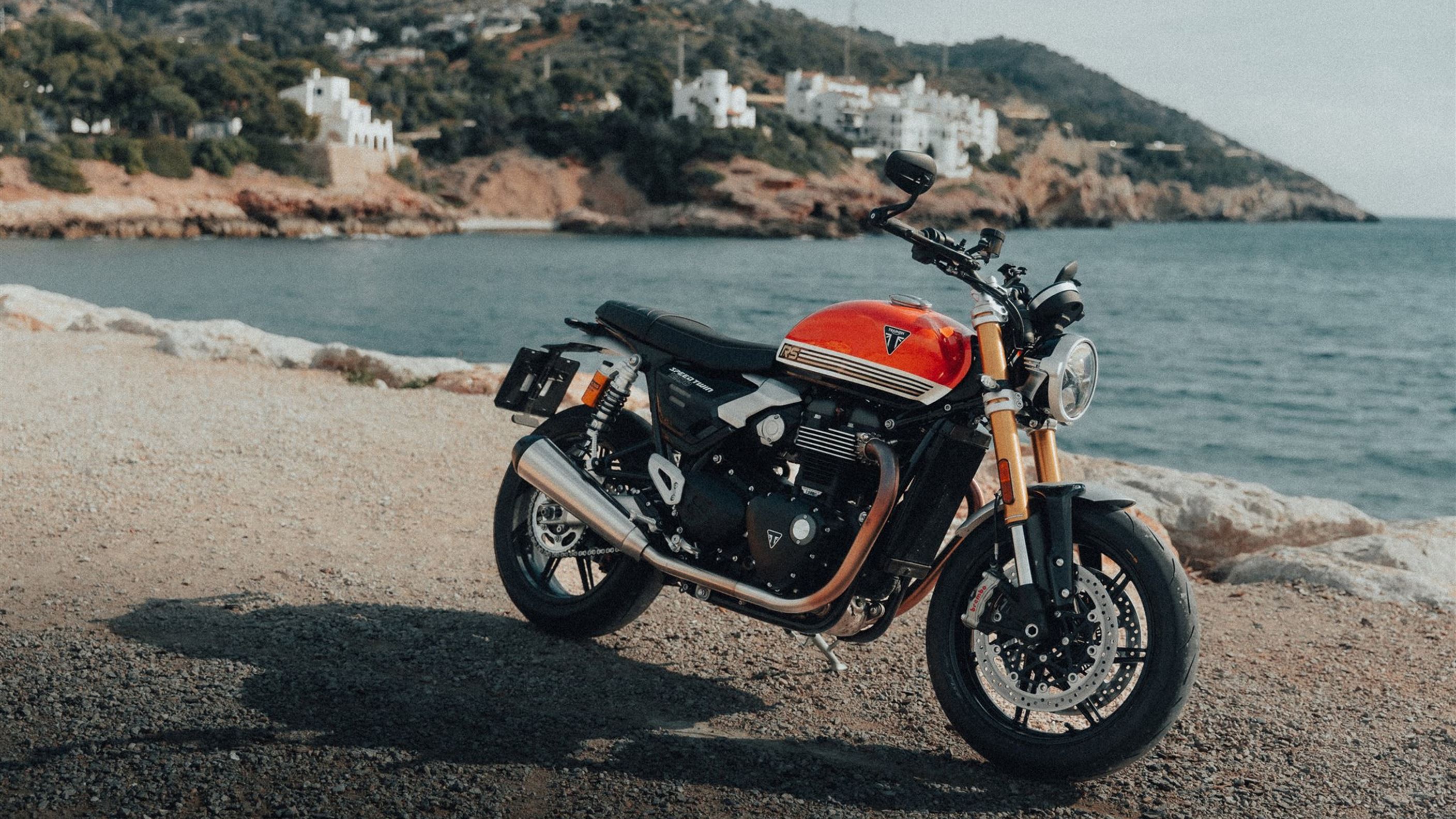 Triumph Speed Twin 1200 RS im Barcelona-Test Triumph Speed Twin 1200 RS im Barcelona-Test