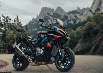 BMW M 1000 XR im Intensiv-Test BMW M 1000 XR im Intensiv-Test